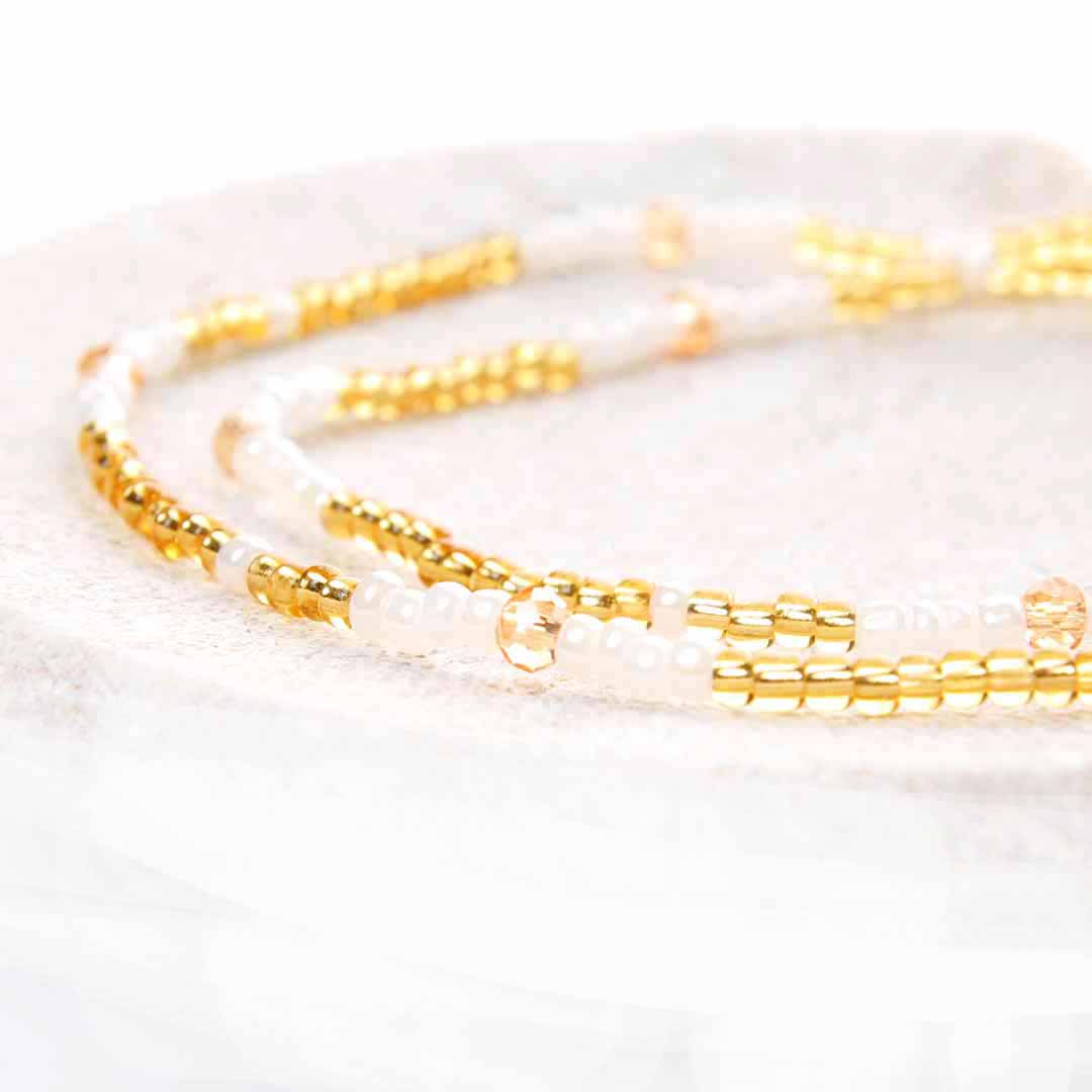 Champagne and Pearls Beaded Ankle Bracelet - Handmade Artisan Jewelry - close up - Cana Capri