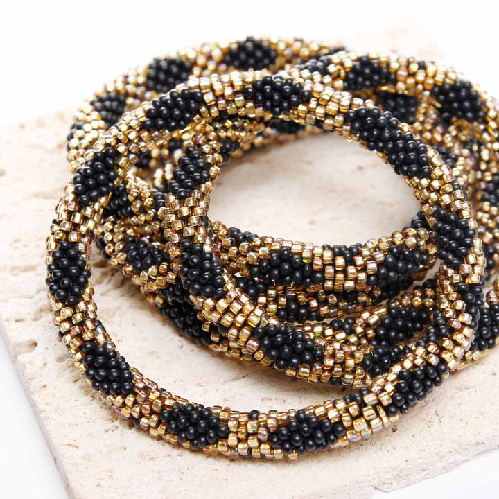 Iridescent Gold Onyx Bracelet - Handmade Seed Bead Jewelry - Close Up