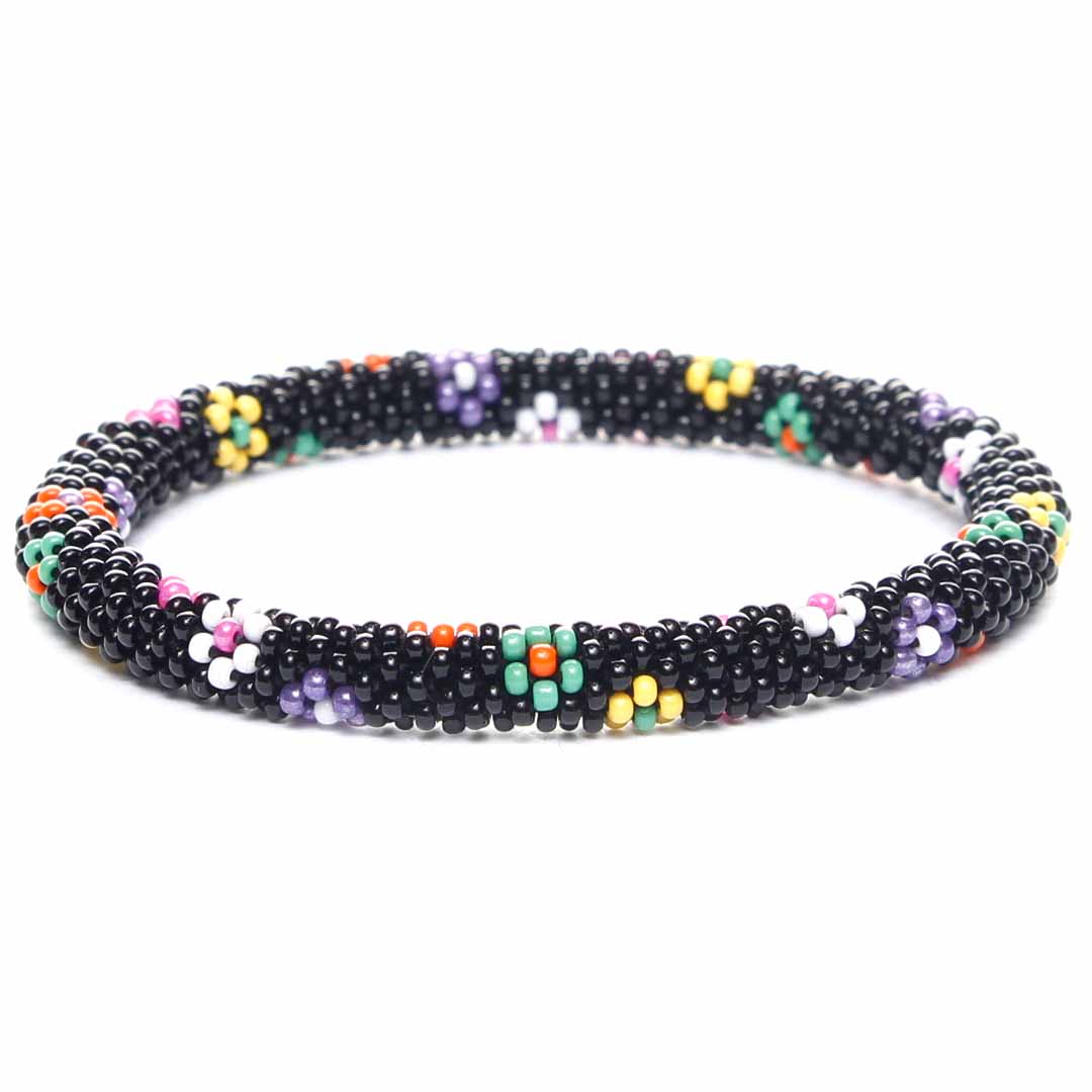 Licorice Daisies Beaded Bracelet