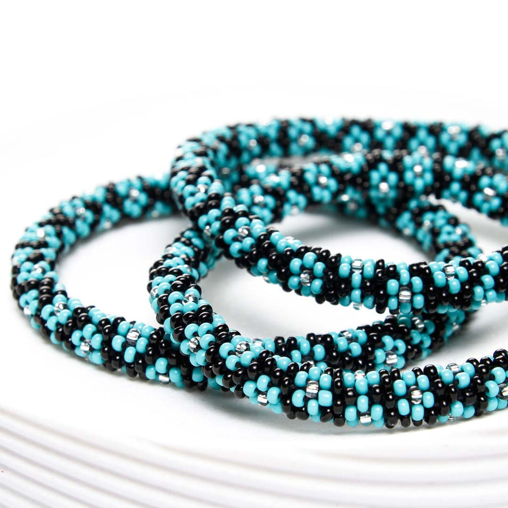 Midnight Teal Daisy Garden Beaded Bracelet-Side