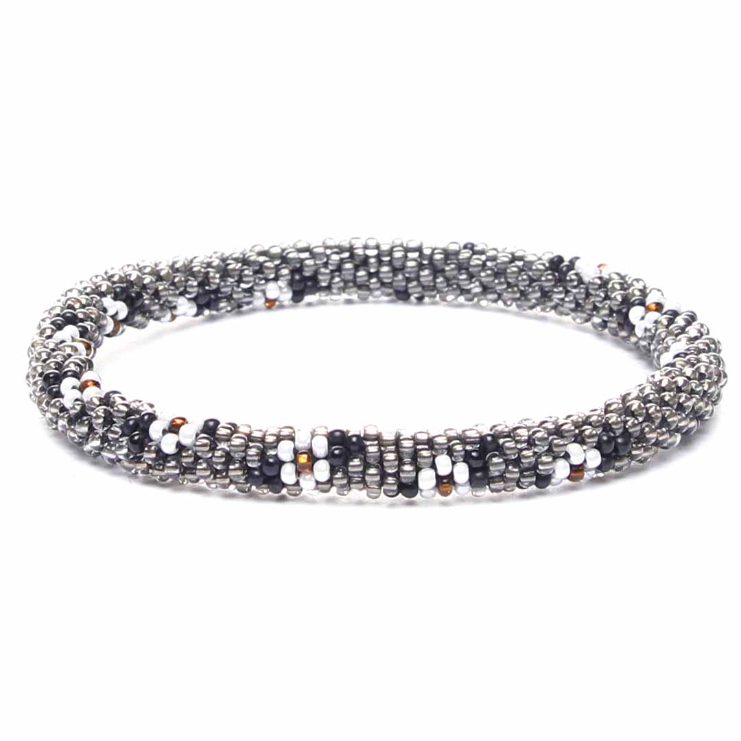 Moonlight Daisies Beaded Bracelet-1