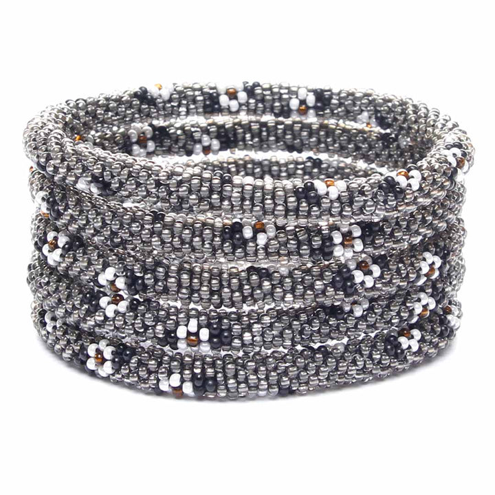 Moonlight Daisies Beaded Bracelet-2