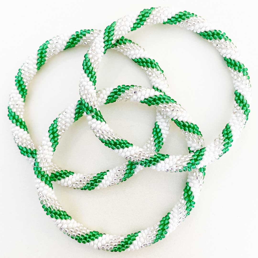 Snowy Christmas Twist - 8"