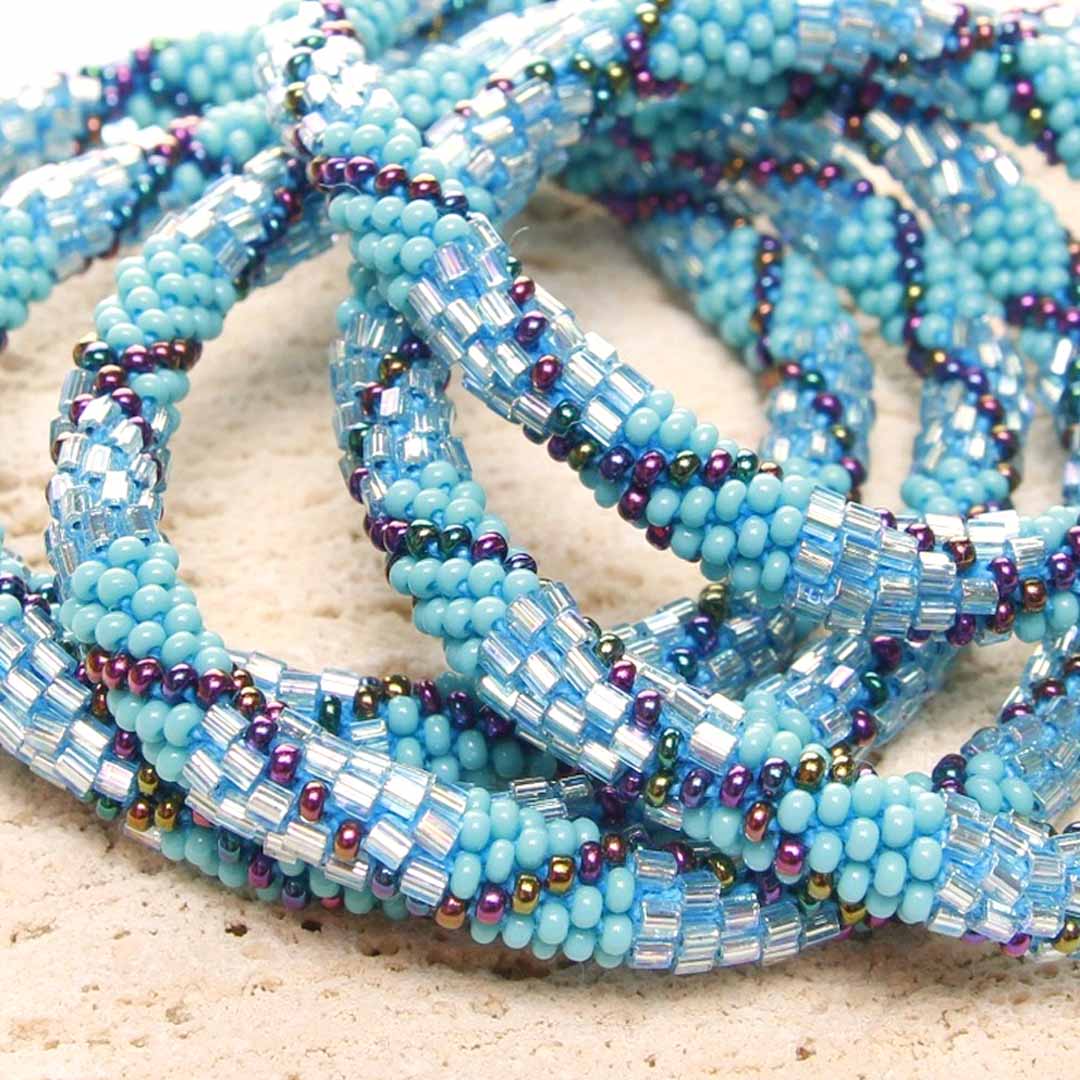 Turquoise Berry Criss Cross  - 7"