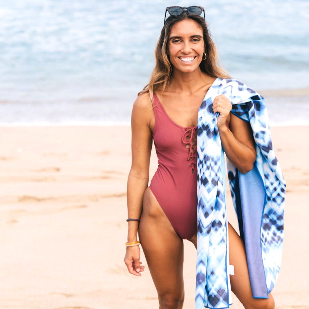 Tie Dye Waves Beach Towel - Cana Capri