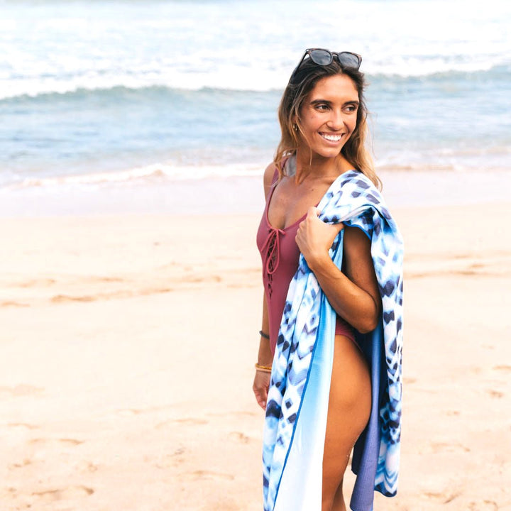 Tie Dye Waves Beach Towel - Cana Capri