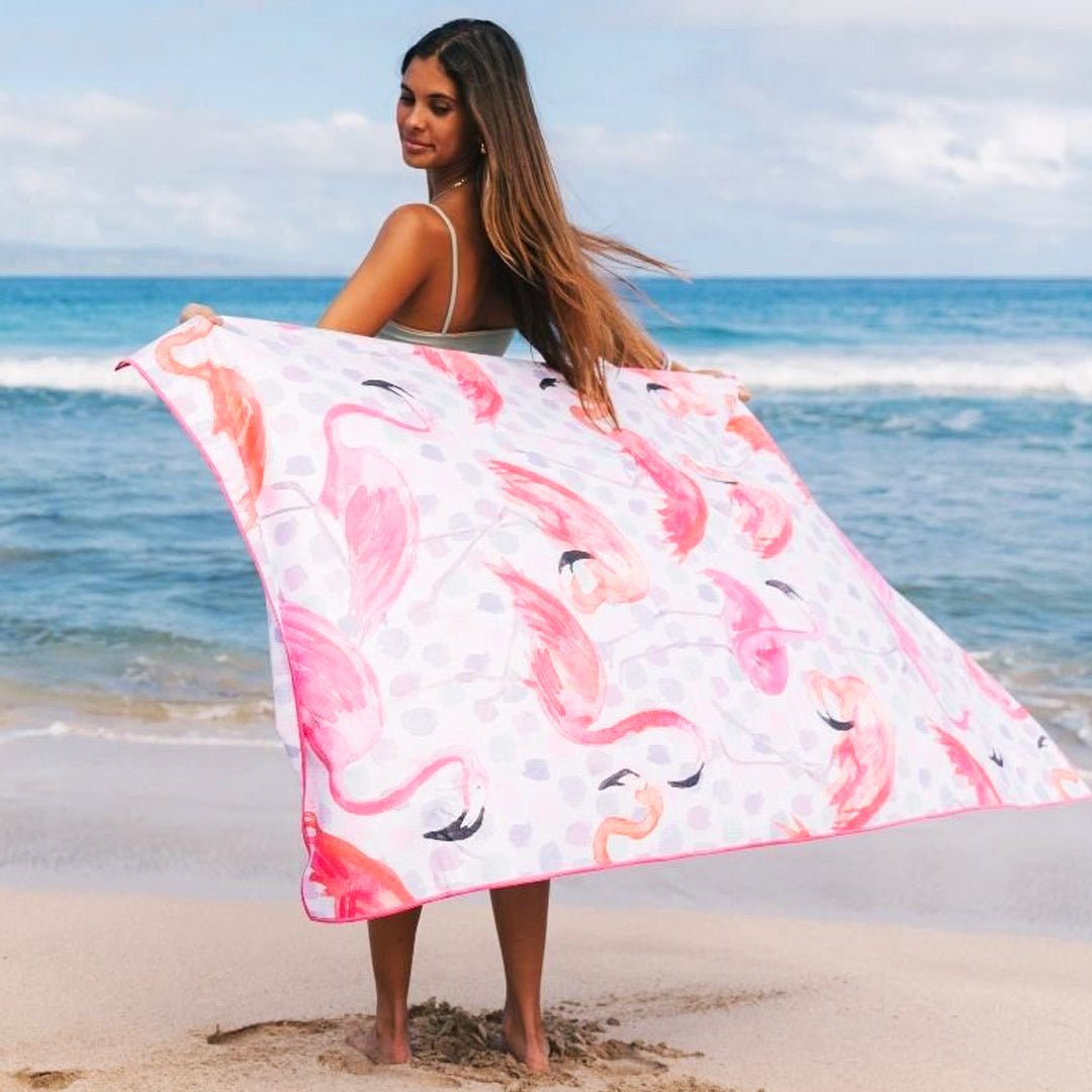 Sand Free Beach Towel I Reversible Oversized I Flamingos Cana